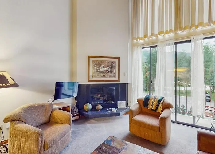 Apartment Summit House East 112