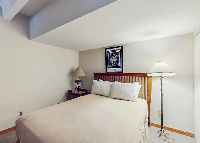 Summit House East 112